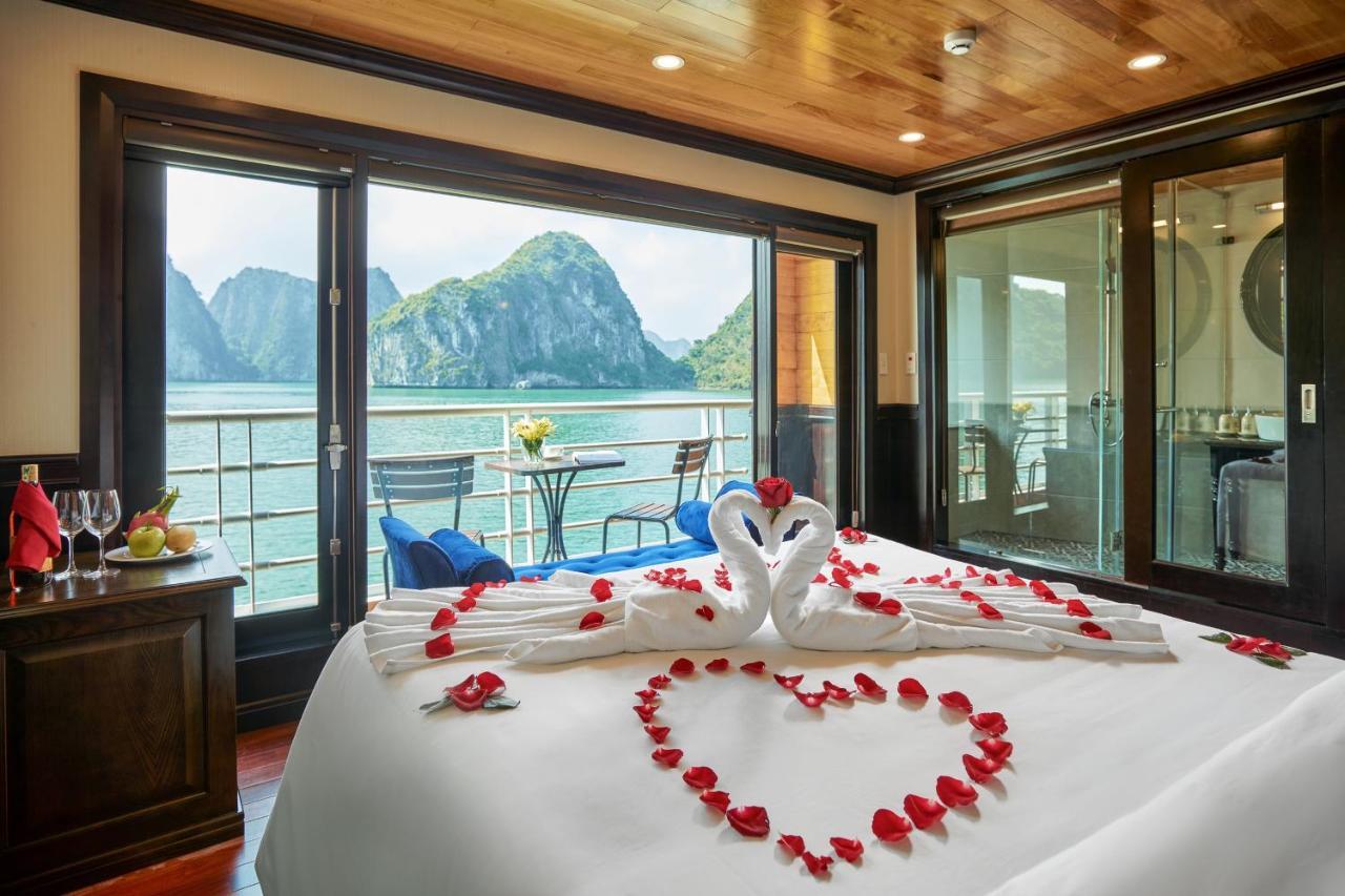 Halong Dragon Bay Cruise Hotel ฮาลอง ภายนอก รูปภาพ