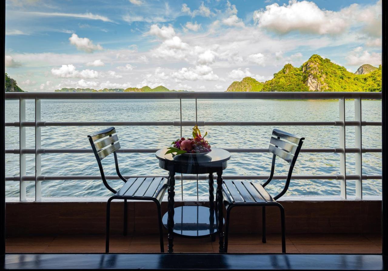 Halong Dragon Bay Cruise Hotel ฮาลอง ภายนอก รูปภาพ