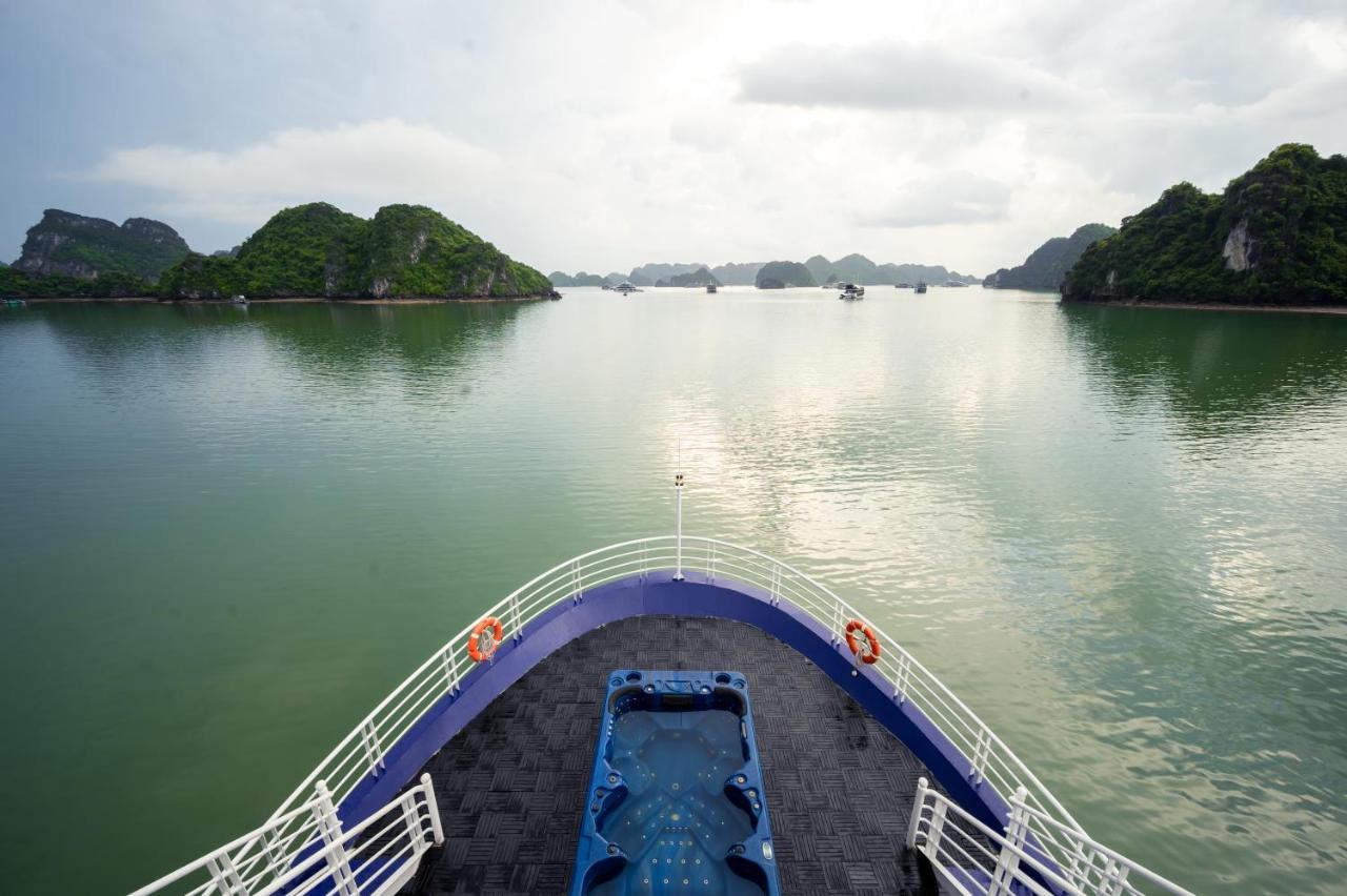 Halong Dragon Bay Cruise Hotel ฮาลอง ภายนอก รูปภาพ
