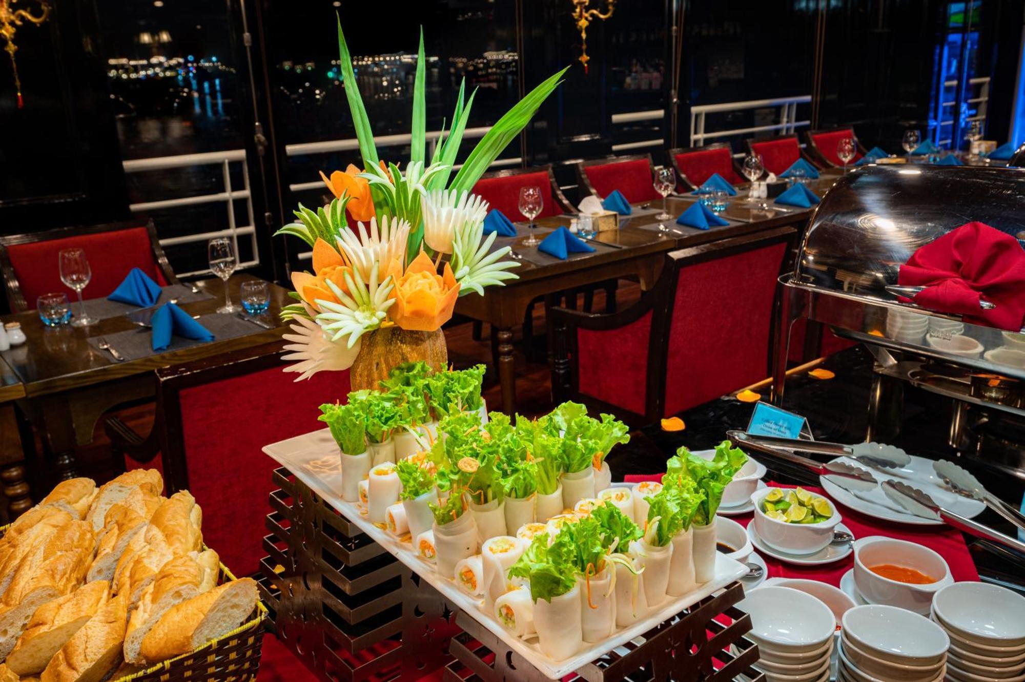Halong Dragon Bay Cruise Hotel ฮาลอง ภายนอก รูปภาพ