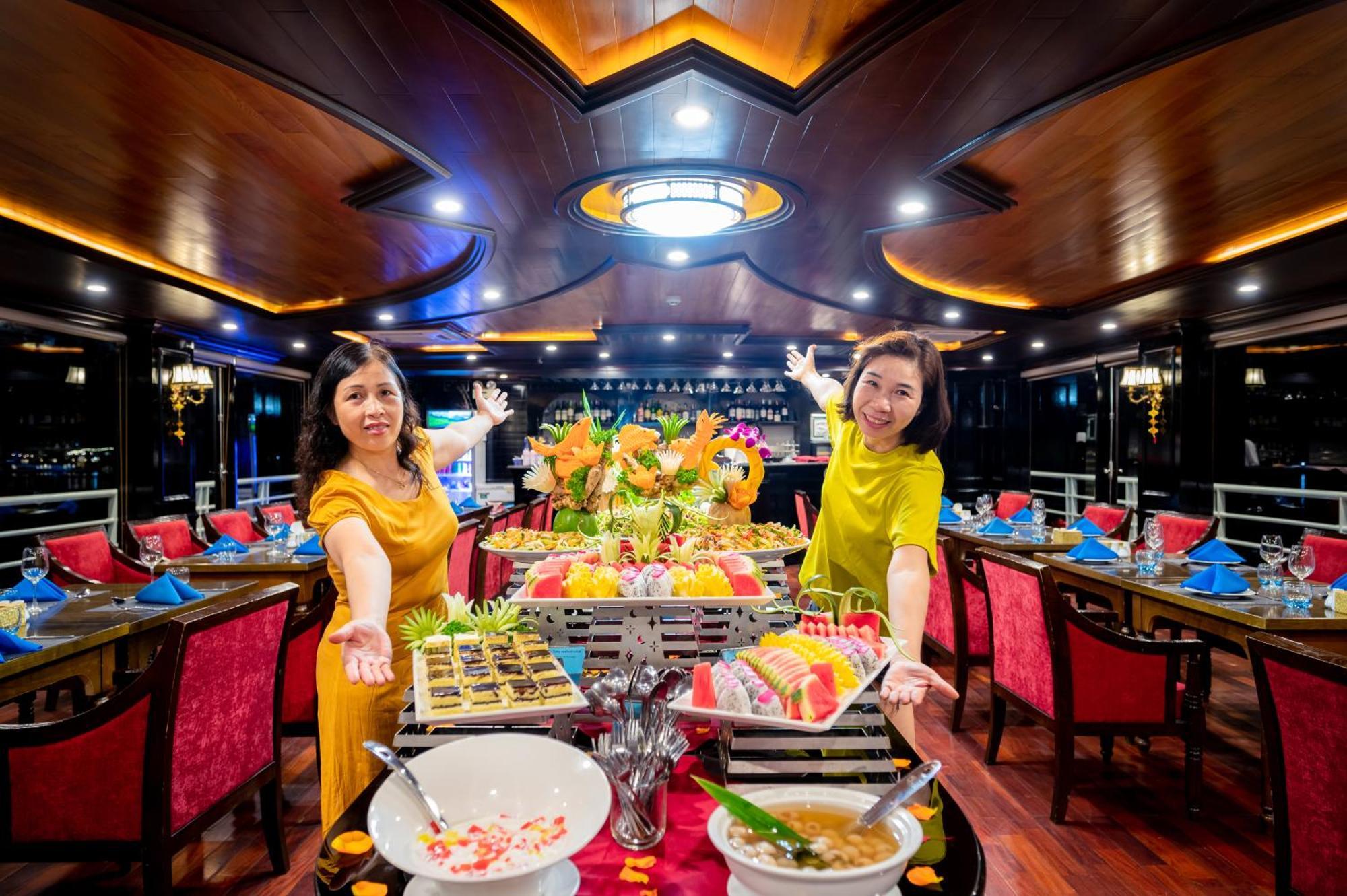Halong Dragon Bay Cruise Hotel ฮาลอง ภายนอก รูปภาพ